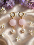 Aretes colgantes con cuenta rosa y perla