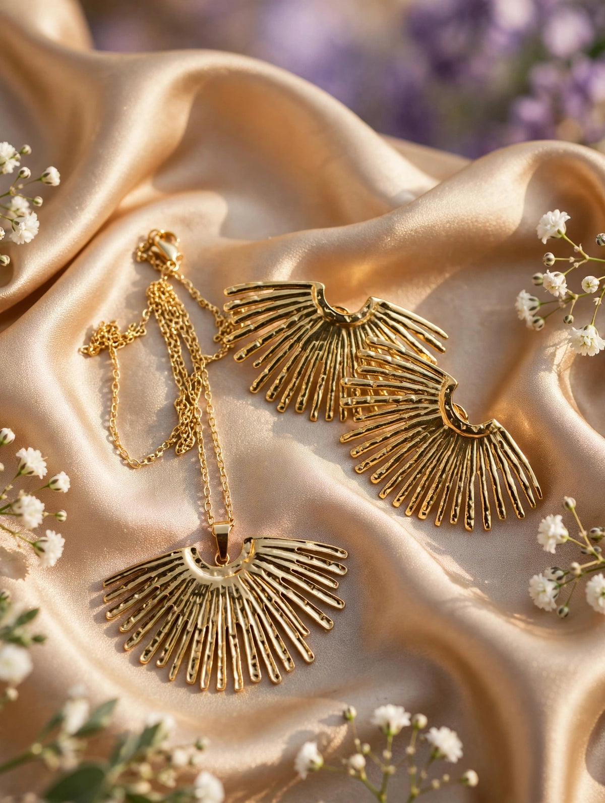 SET abanico dorado: collar + aretes